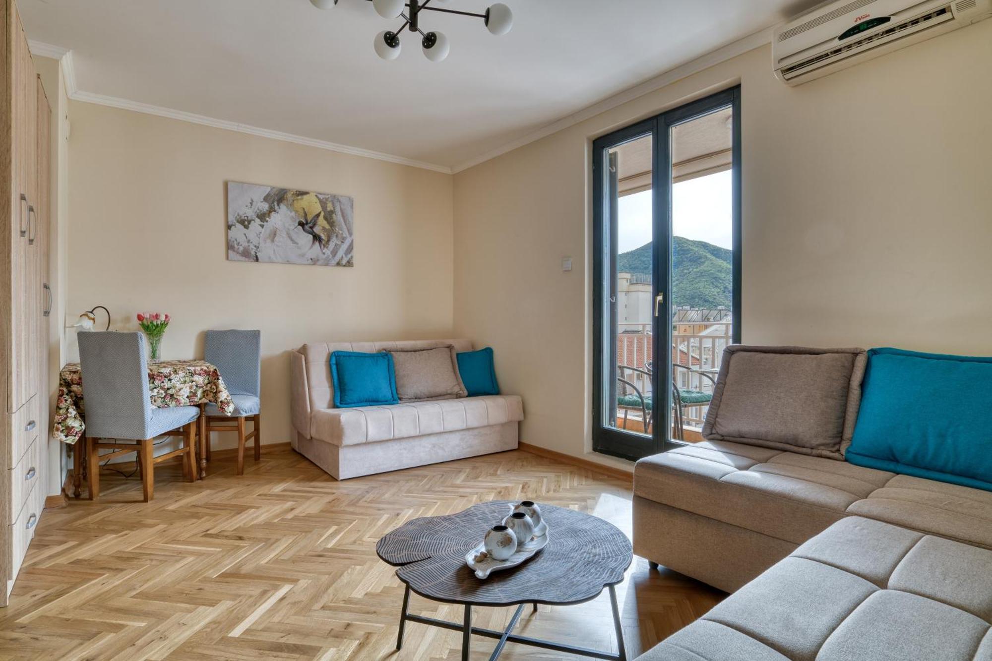 Comfort Apartment Near The Beach Budva Exterior photo
