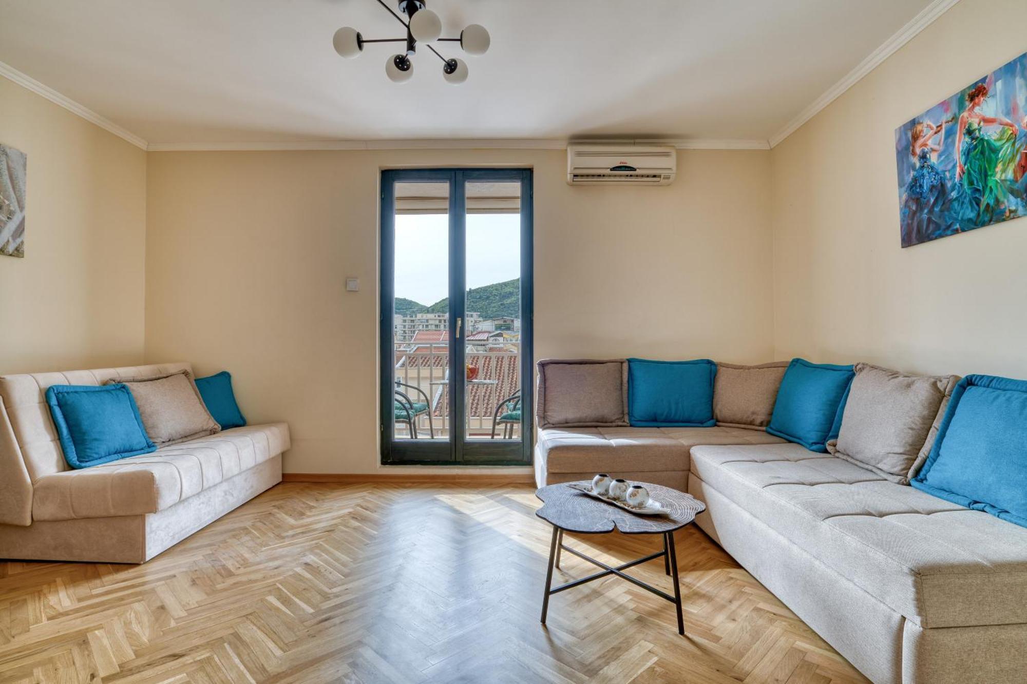 Comfort Apartment Near The Beach Budva Exterior photo